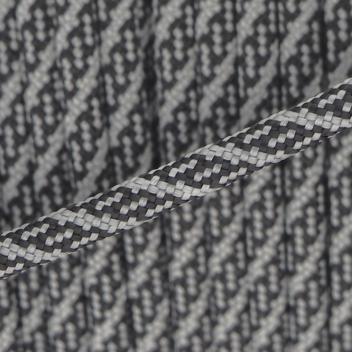 Smoke Grey & Black Helix DNA Paracord 550 Type III (Outlet)